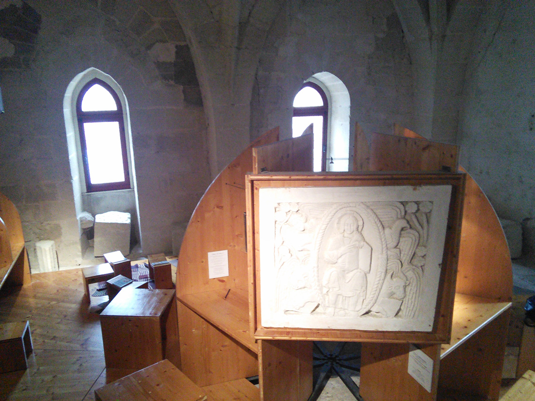 On arrive au deuxième étage de la tour.